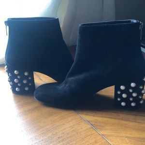 Stuart Weizman Booties, 8 M